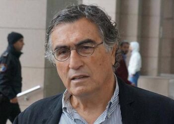 Yeşil Sol Parti İstanbul 2. Bölge milletvekili adayı gazeteci Hasan Cemal, HDP Eş Genel Başkanı Pervin Buldan’dan gelen teklifi önce kabul etmediğini, ancak eşi Ayşe Sözeri Cemal’in, “Bunca zamandır Kürt meselesiyle uğraşıyorsun, kitaplar yazıyorsun. Türkiye ilginç bir döneme giriyor, bu dönemde siyasette yer almalısın, elini taşın altına koy” demesinin ardından, “elini taşın altına koymaya" karar verdiğini anlattı.
