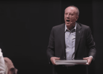 Yöneylem Direktörü Derya Kömürcü, ilk defa oy kullanacak seçmen grubunda Memleket Partisi Genel Başkanı Muharrem İnce’ye oy verecek kişilerin motivasyonlarını bulamadıklarını söyledi.